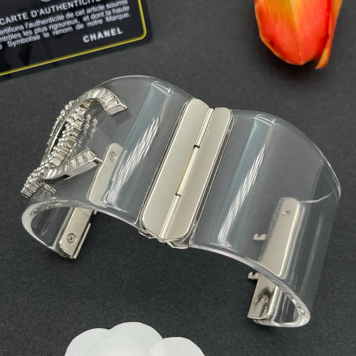 Chanel style acrylic resin bracelets - product photo 5
