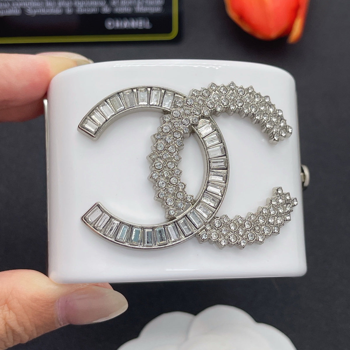 Chanel style acrylic resin bracelets - product photo 1