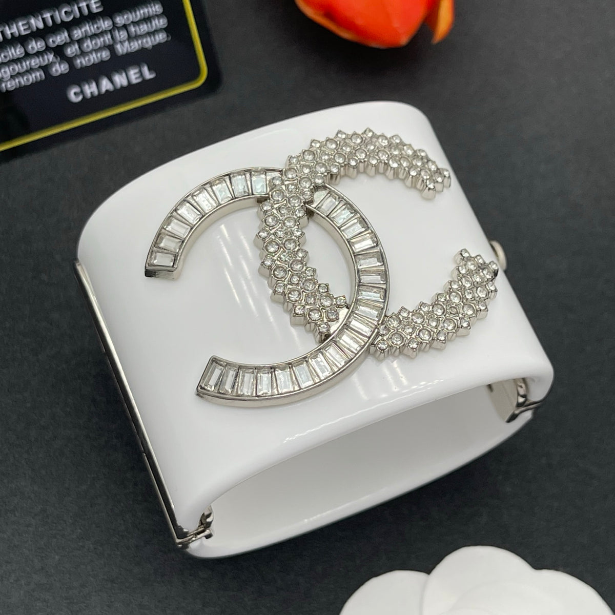 Chanel style acrylic resin bracelets - product photo 2