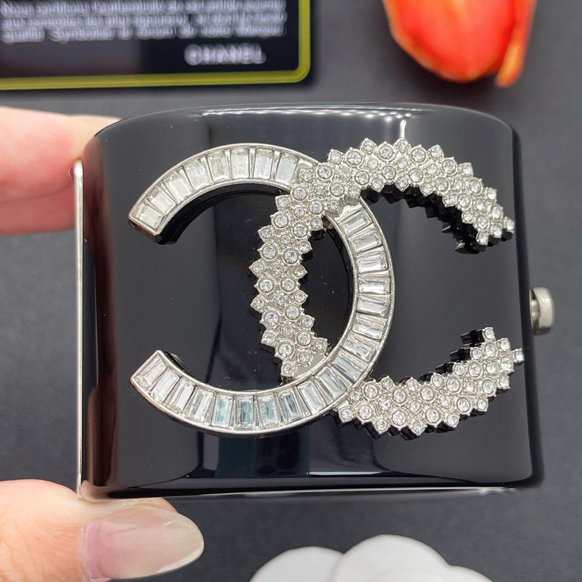 Chanel style acrylic resin bracelets - product photo 1