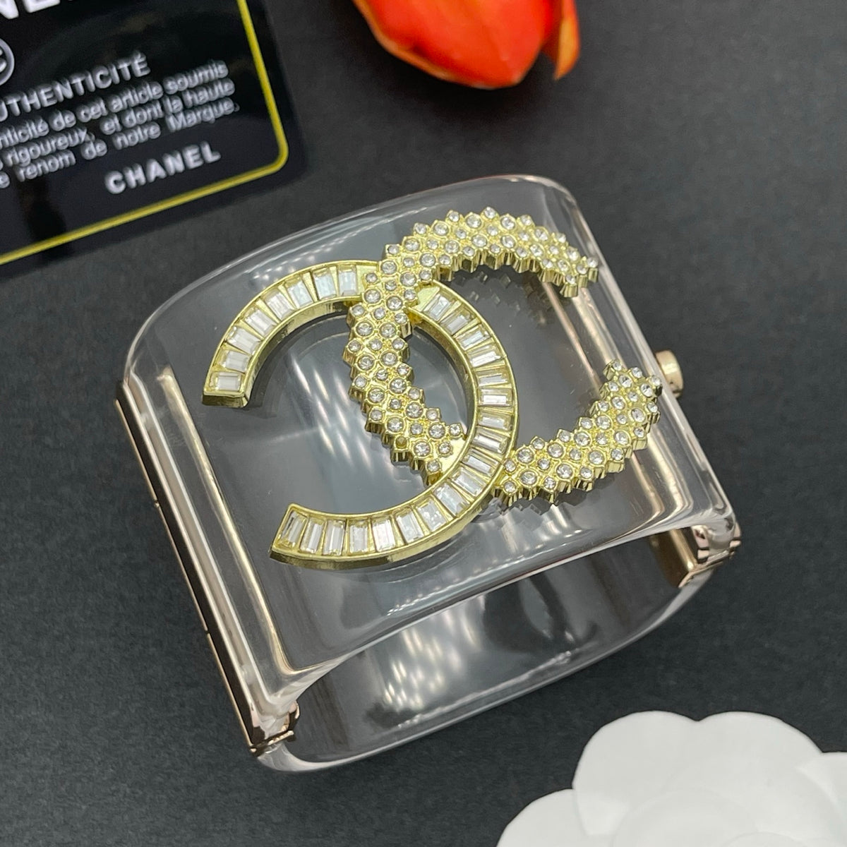 Chanel style acrylic resin bracelets - product photo 2
