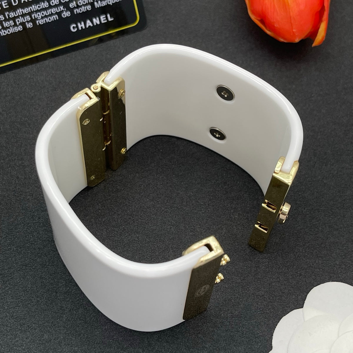 Chanel style acrylic resin bracelets - product photo 6