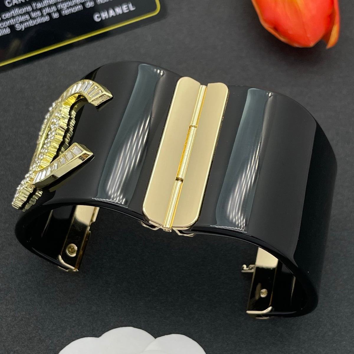 Chanel style acrylic resin bracelets - product photo 5