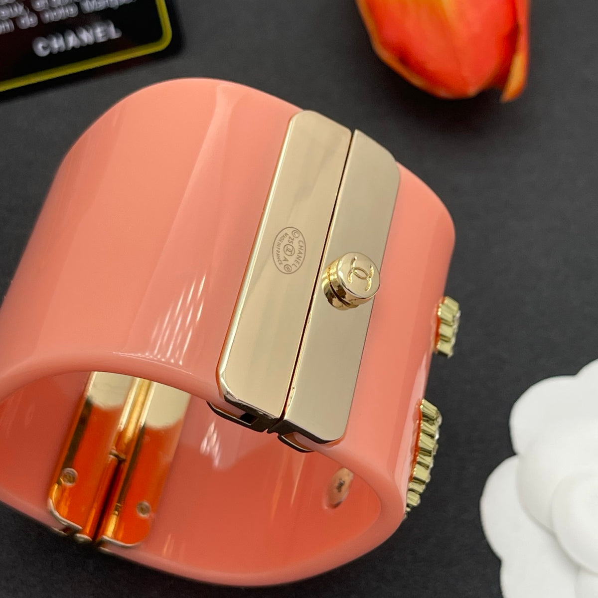 Chanel style acrylic resin bracelets - product photo 7