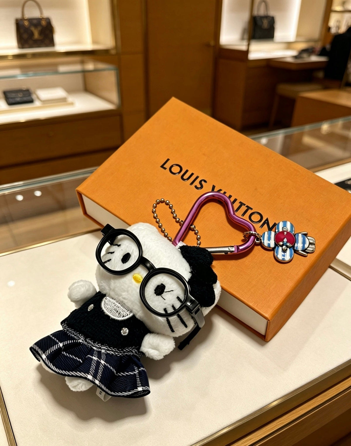 Louis Vuitton Anger Forest Bag Charm / Keychain – Style 66 - image 6