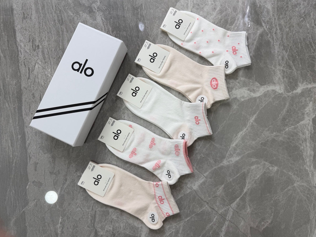 Alo White Pastel Small Side Lettering Ankle Socks, image 5