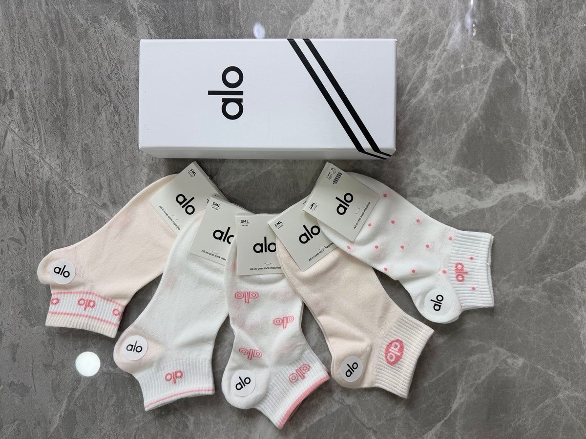 Alo White Pastel Small Side Lettering Ankle Socks, image 2
