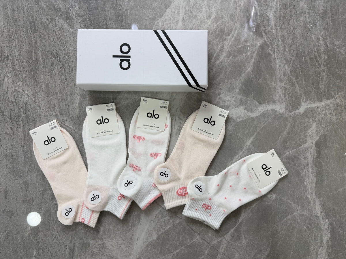 Alo White Pastel Small Side Lettering Ankle Socks, image 3