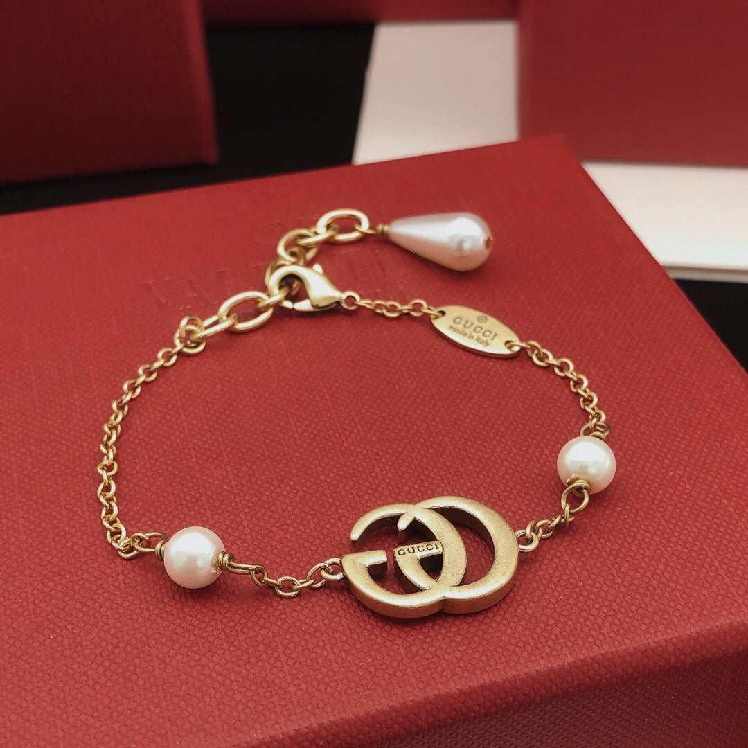 Gucci Pearl Bracelet – Style 03 - image 2