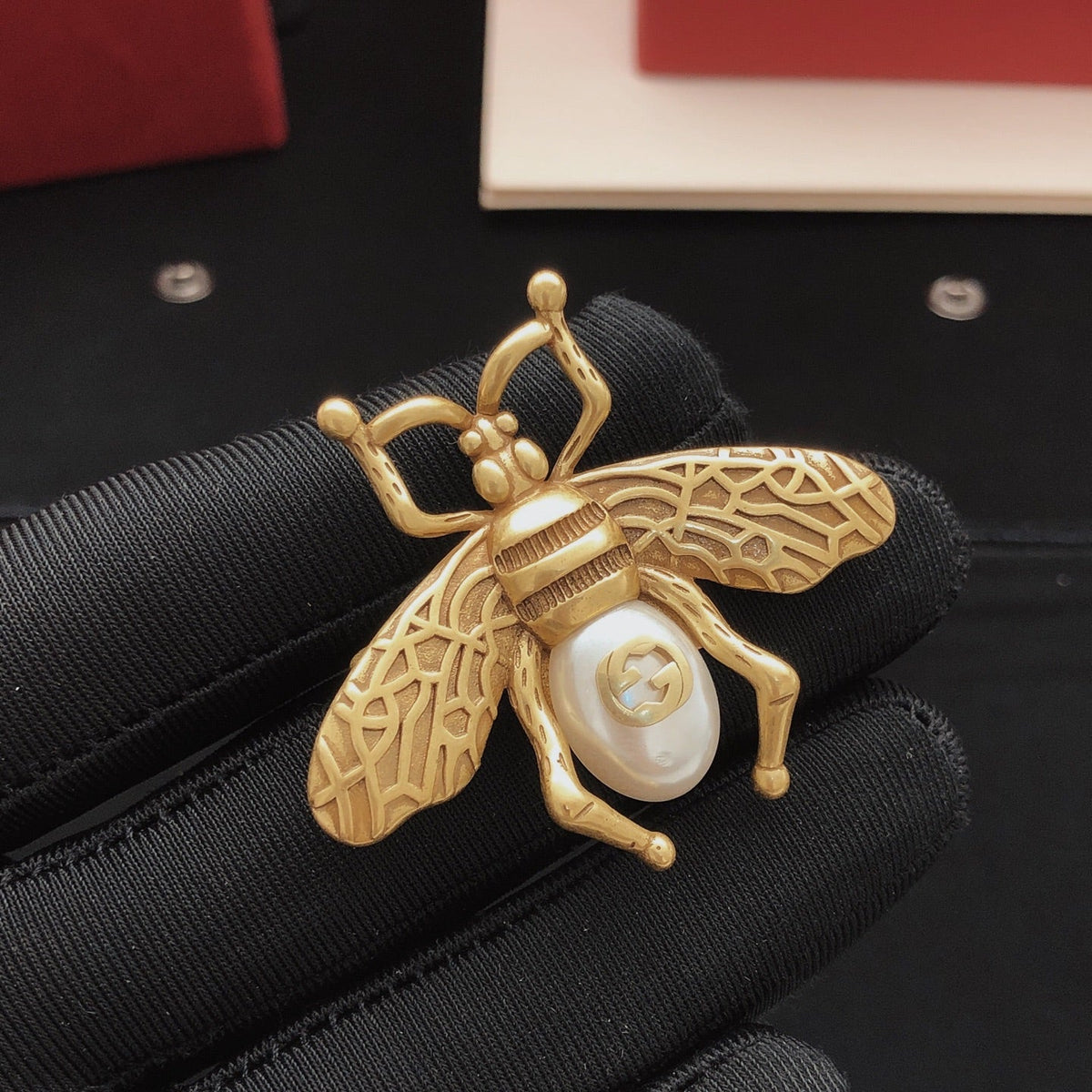 Gucci Bee Brooch - image 2