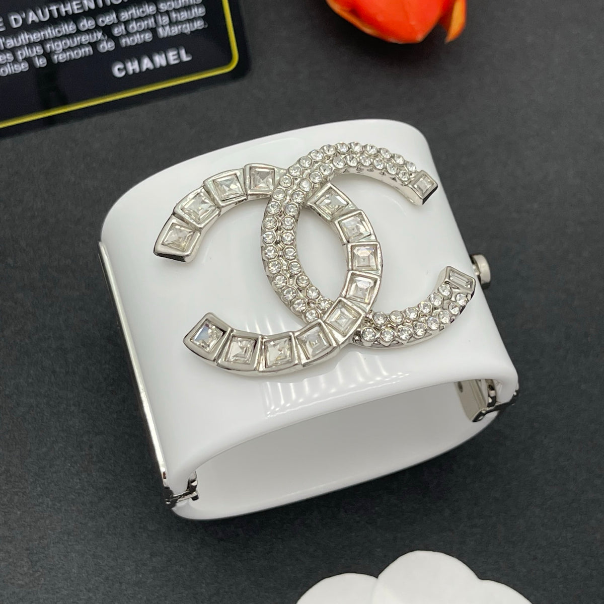 Chanel style acrylic resin bracelets - product photo 2