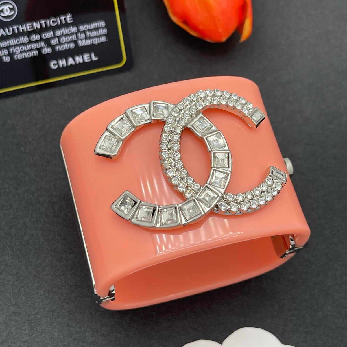 Chanel style acrylic resin bracelets - product photo 2