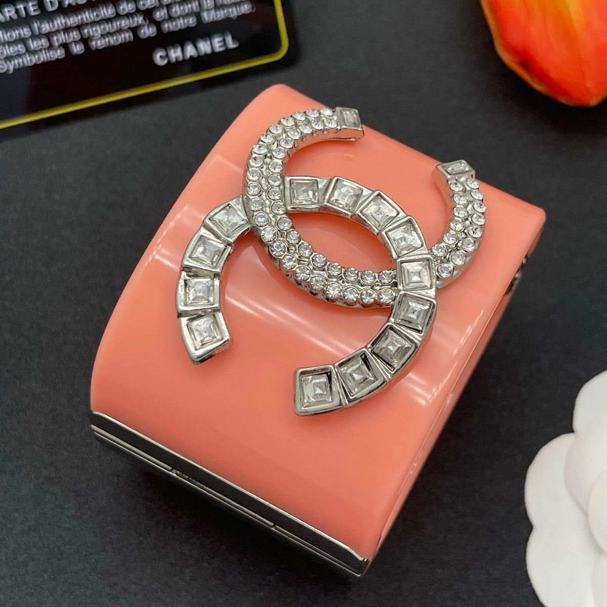 Chanel style acrylic resin bracelets - product photo 4