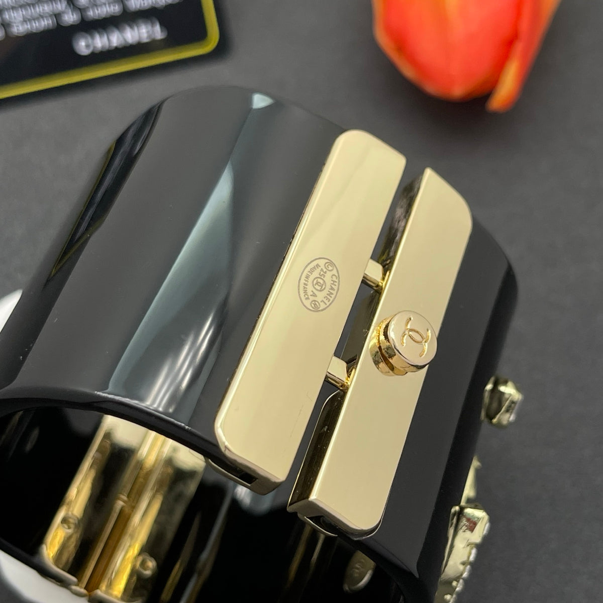 Chanel style acrylic resin bracelets - product photo 7