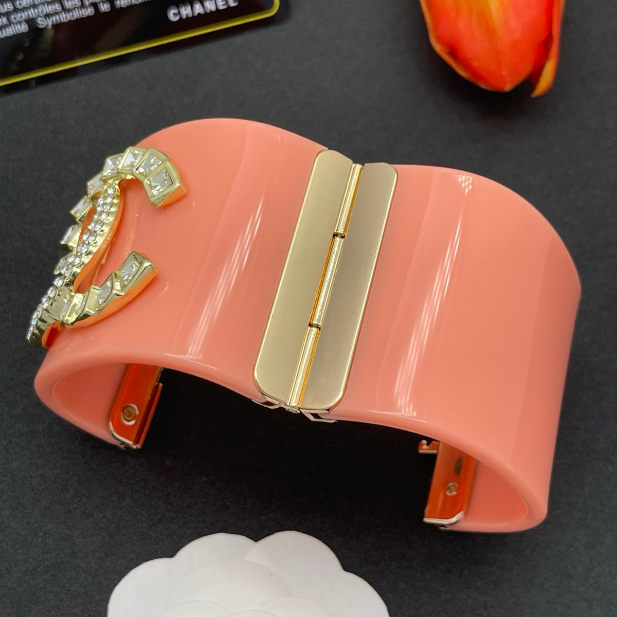 Chanel style acrylic resin bracelets - product photo 5