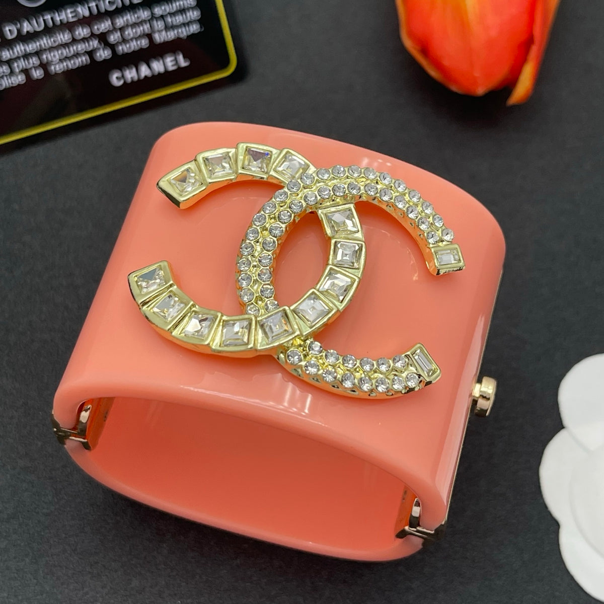 Chanel style acrylic resin bracelets - product photo 3