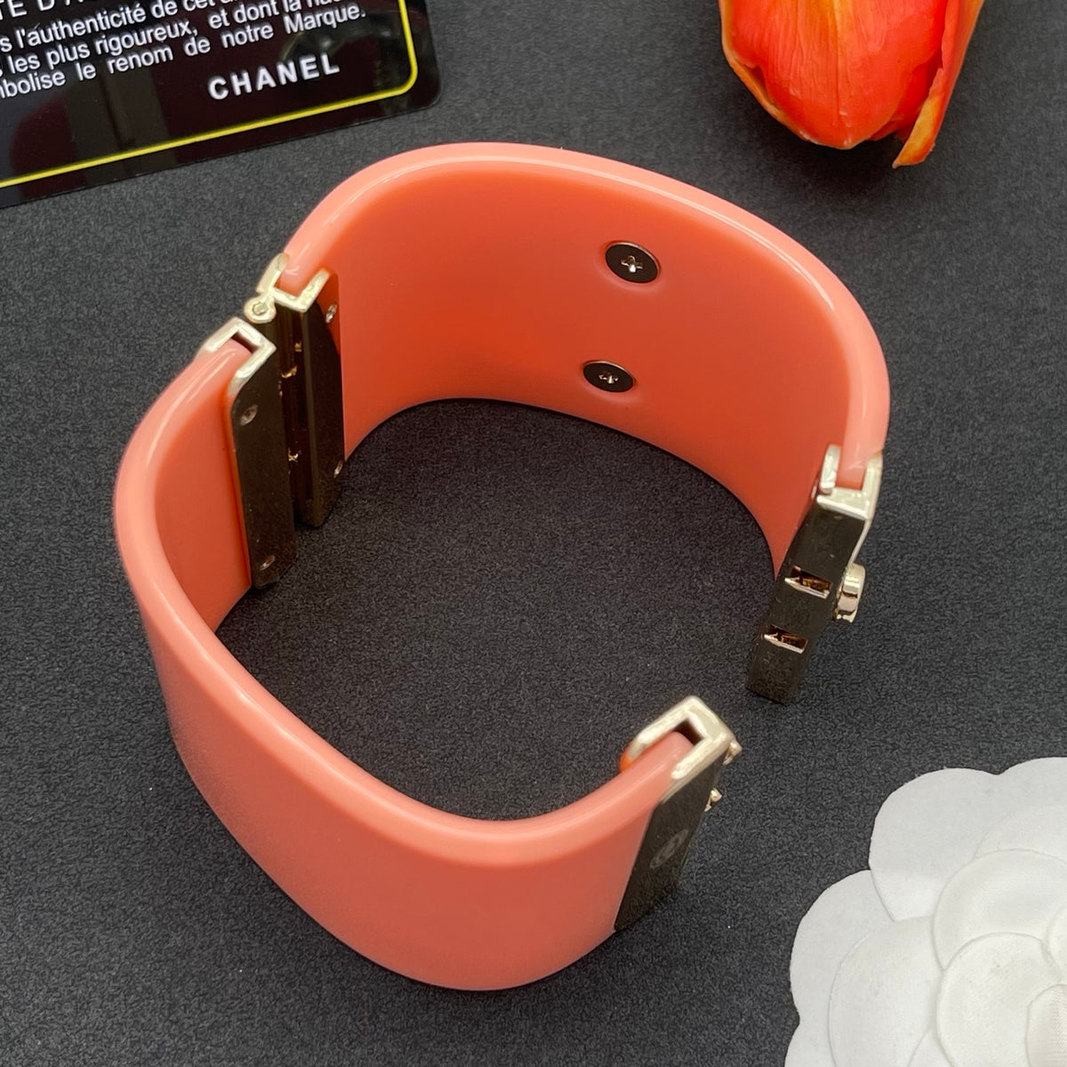 Chanel style acrylic resin bracelets - product photo 6