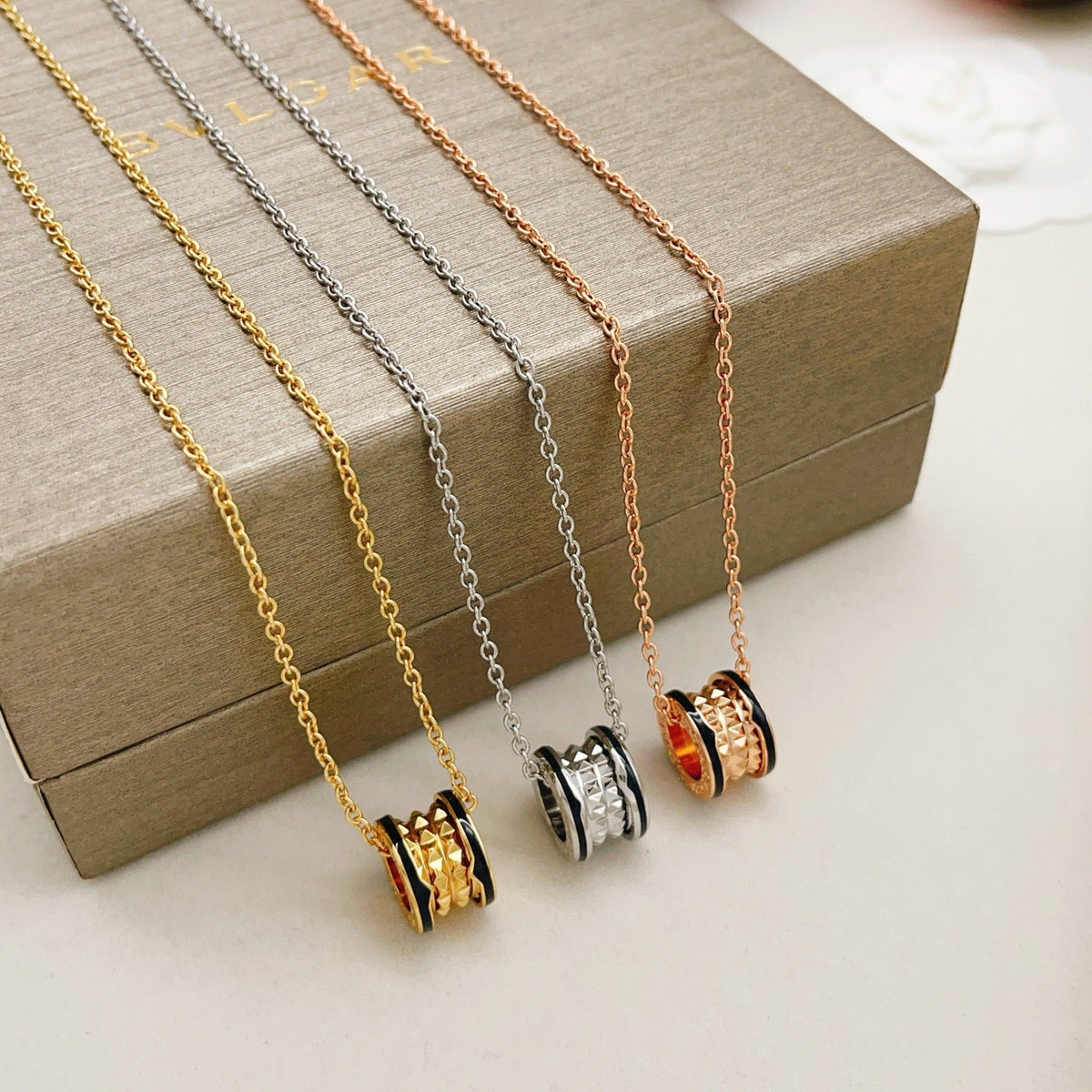 BVLGARI Gold-Tone Necklace - image 8