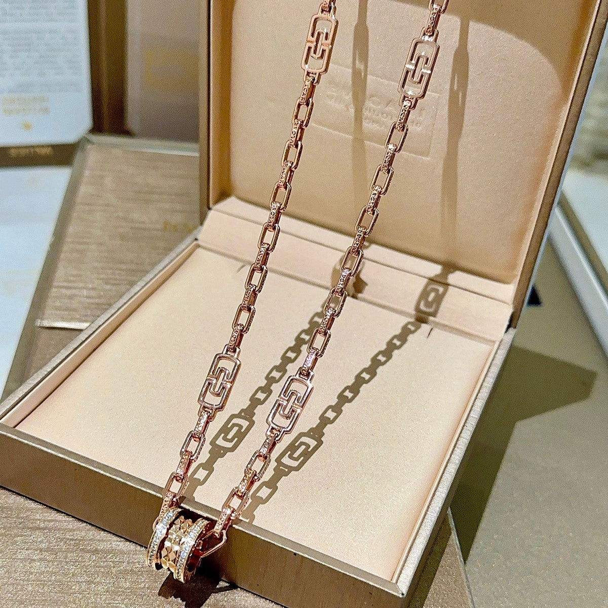 BVLGARI Divas' Dream V-Gold Tone Unisex Necklace – Style 43 - image 8