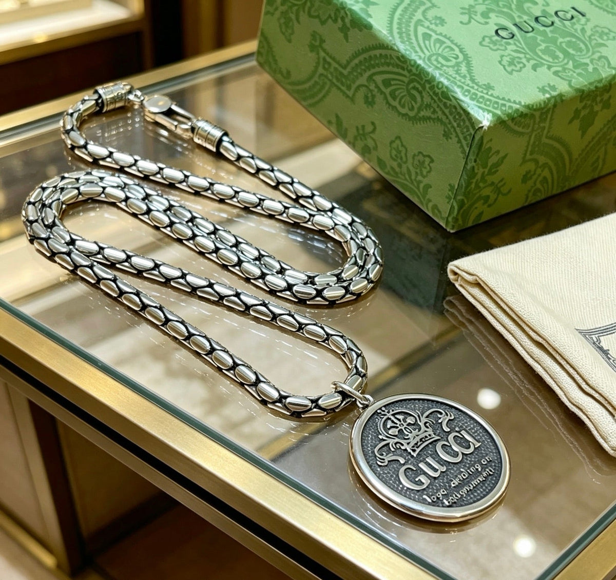 Gucci Anger Forest Chain Distressed Necklace – Style 35 - image 5