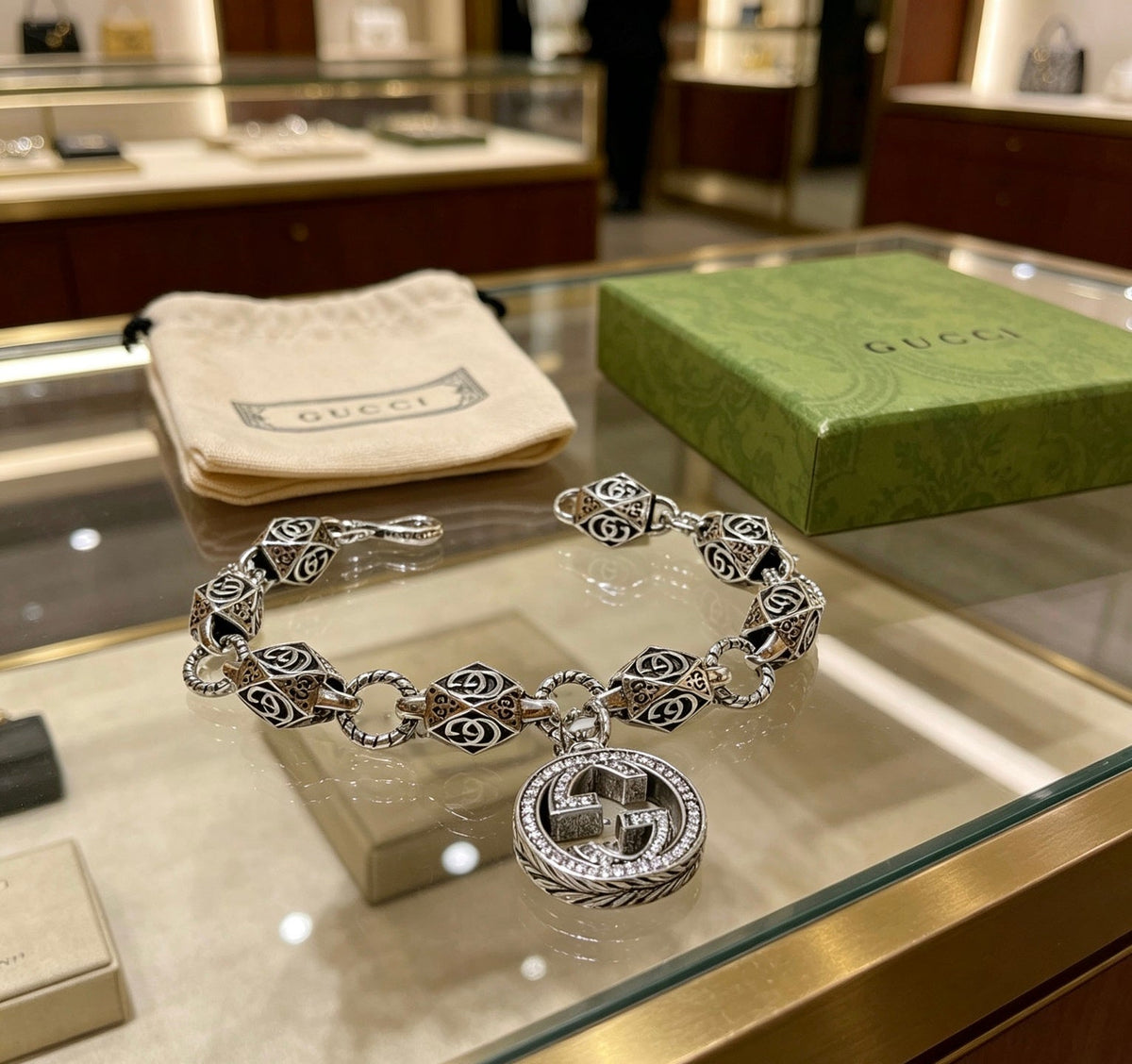 Gucci Unisex Bracelet – Style 71 - image 9