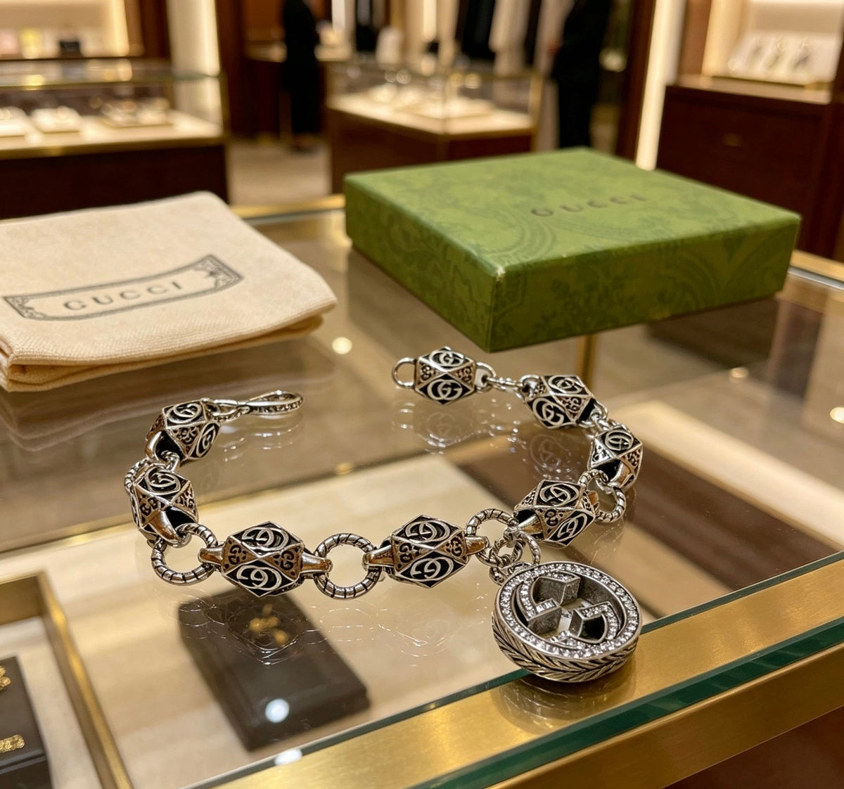 Gucci Unisex Bracelet – Style 71 - image 8