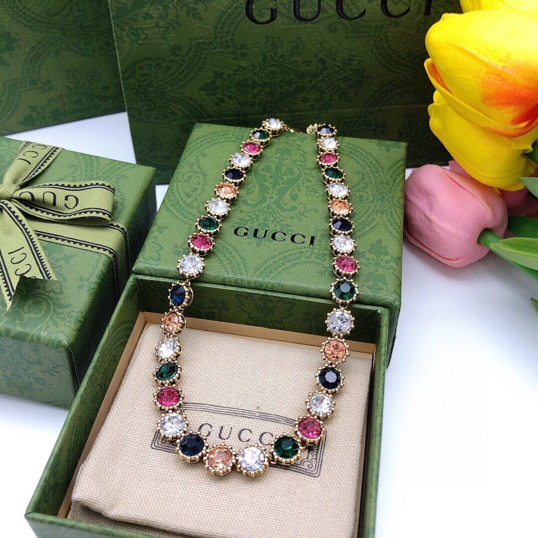 Gucci Vintage-Inspired Necklace - image 2
