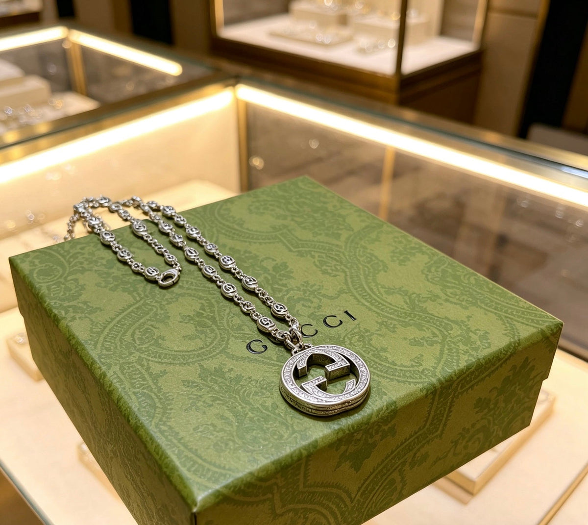 Gucci Anger Forest Chain Distressed Pendant – Style 05 - image 2