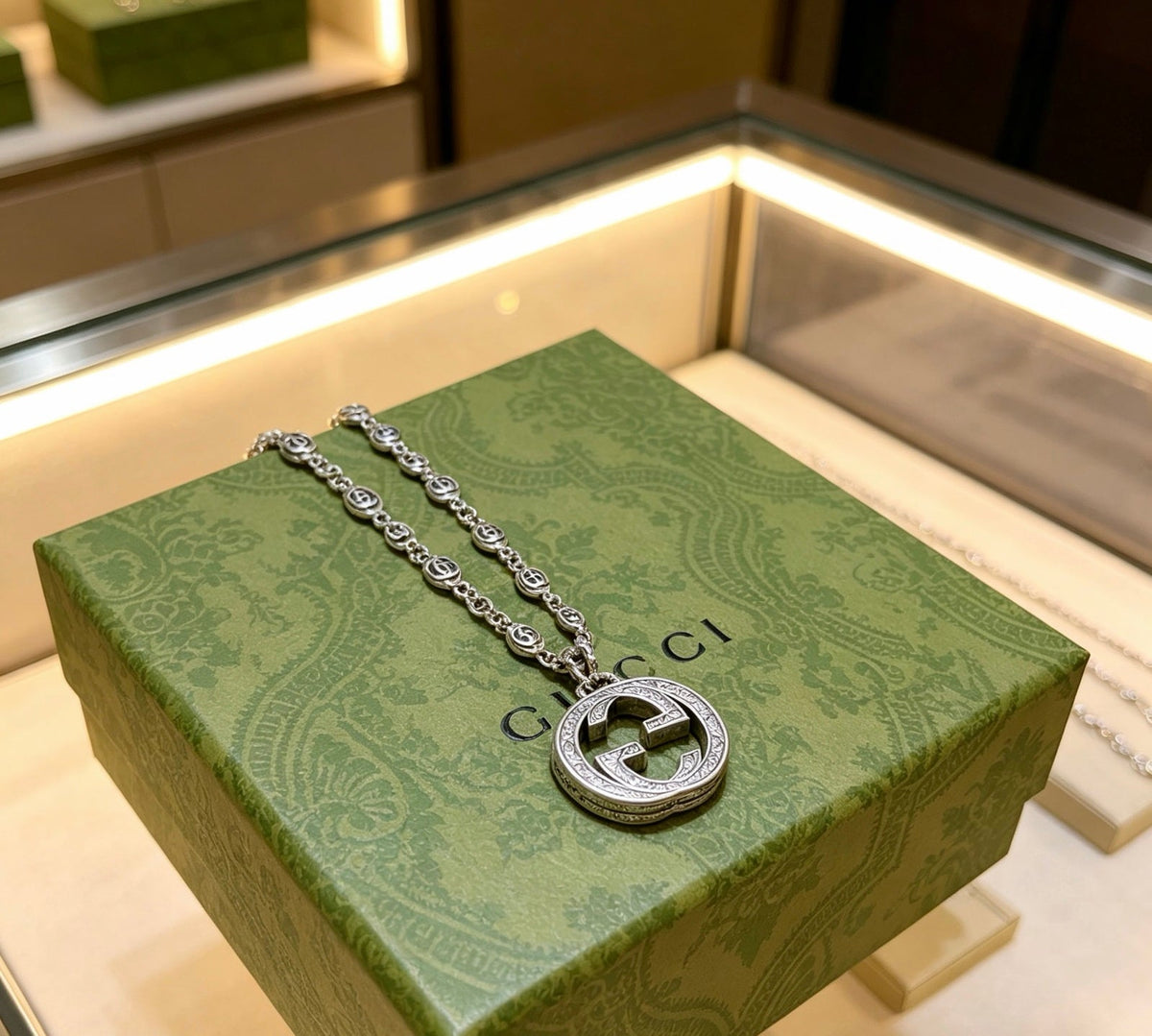 Gucci Anger Forest Chain Distressed Pendant – Style 05 - image 8