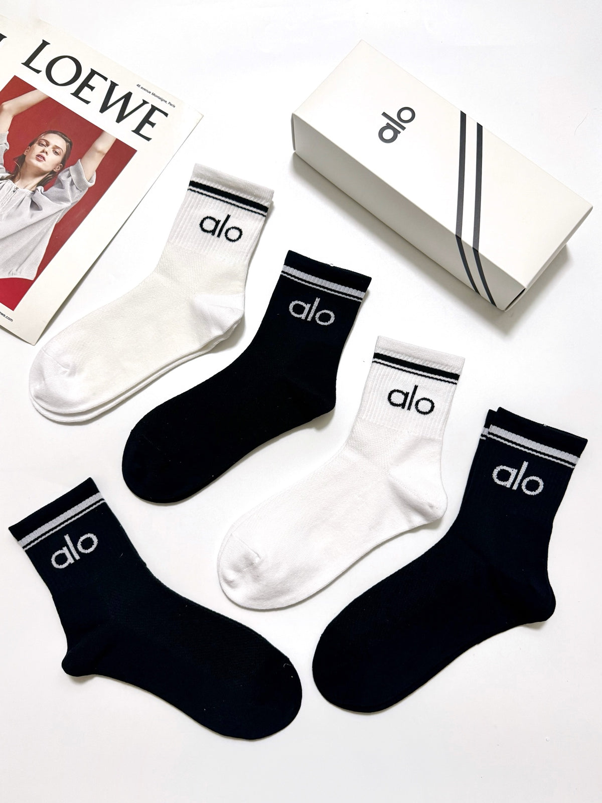 Alo Black White Stripe Wordmark Crew Socks, image 6