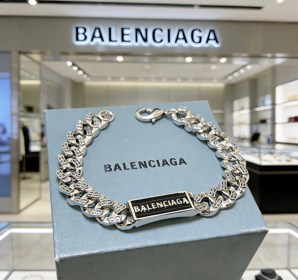 Balenciaga Unisex Bracelet – Style 32 - image 4