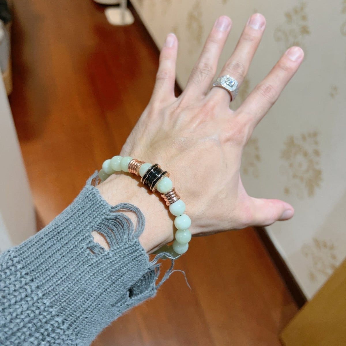 BVLGARI Divas' Dream V-Gold Tone Unisex Bracelet – Style 28 - image 3