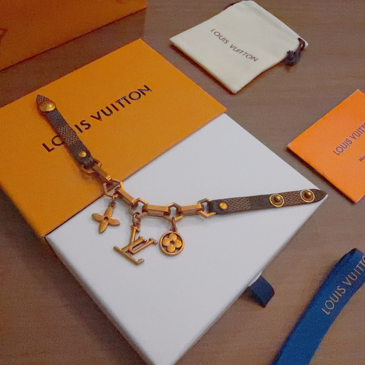 Louis Vuitton Leather Bracelet – Style 13 - image 4