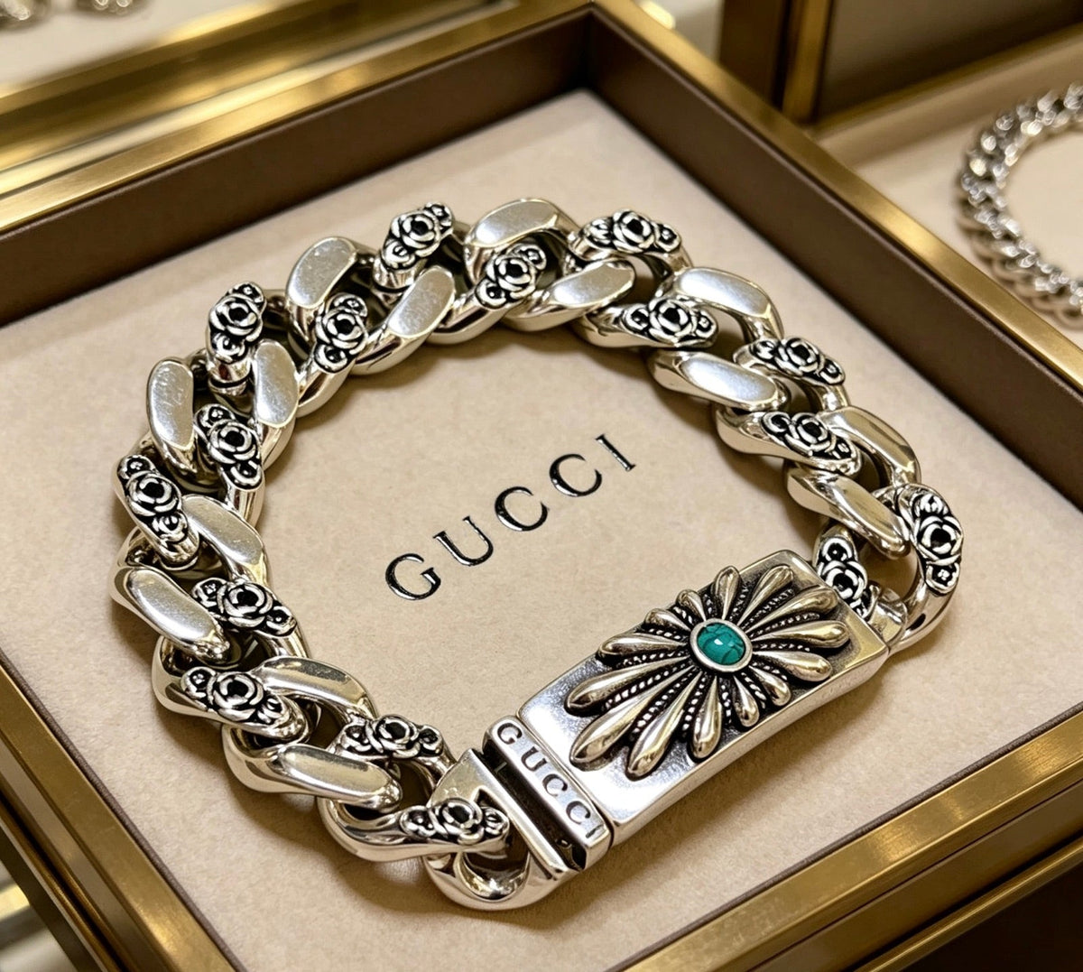 Gucci Unisex Bracelet – Style 57 - image 4