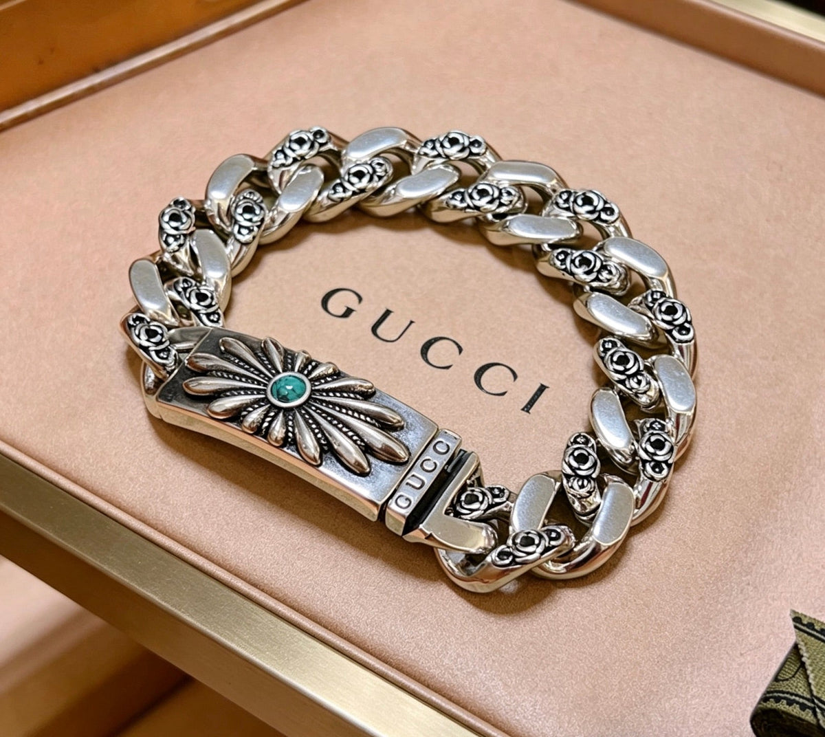 Gucci Unisex Bracelet – Style 57 - image 2