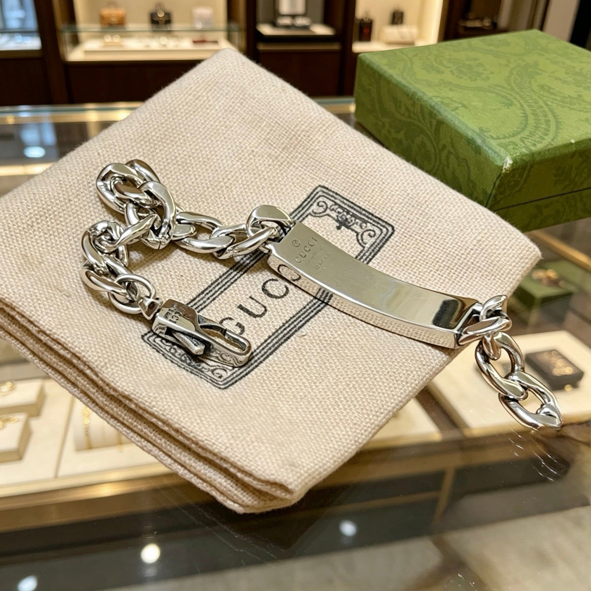 Gucci Unisex Bracelet – Style 55 - image 8