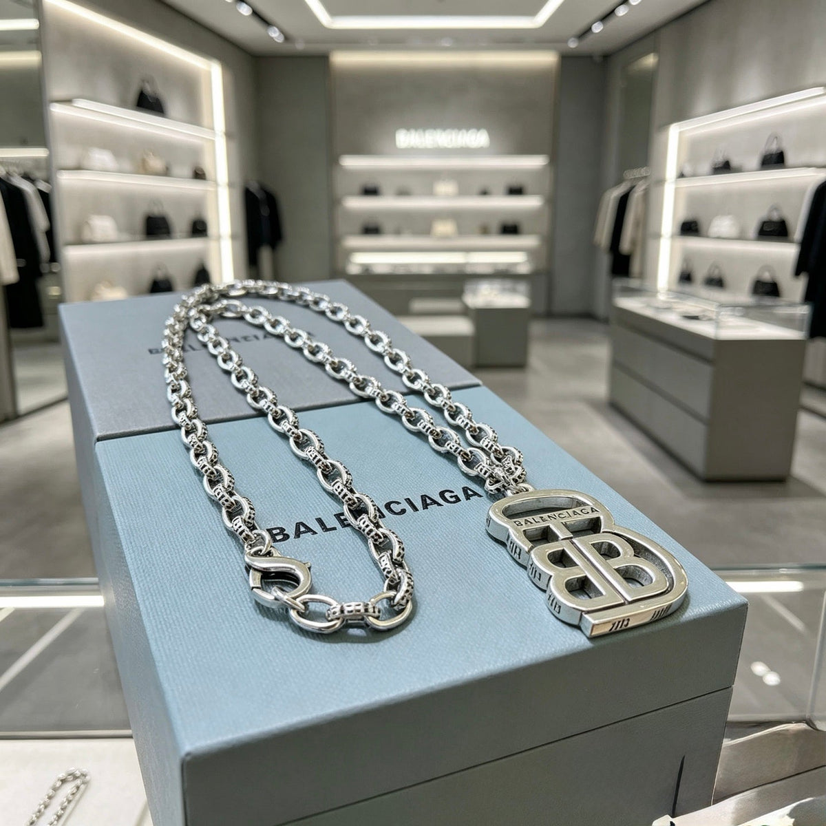 Balenciaga Vintage-Inspired Necklace – Style 75 - image 2