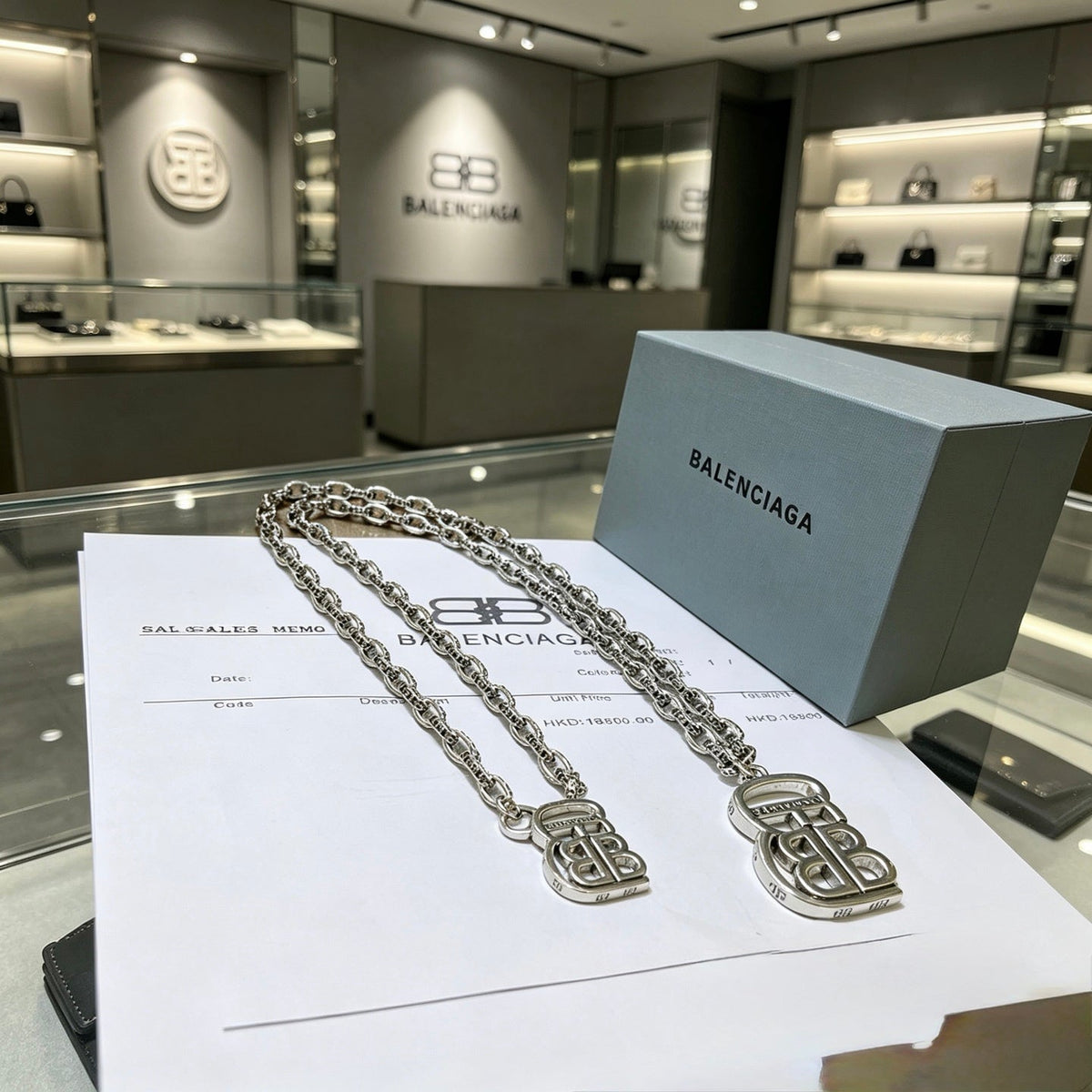 Balenciaga Vintage-Inspired Necklace – Style 75 - image 4