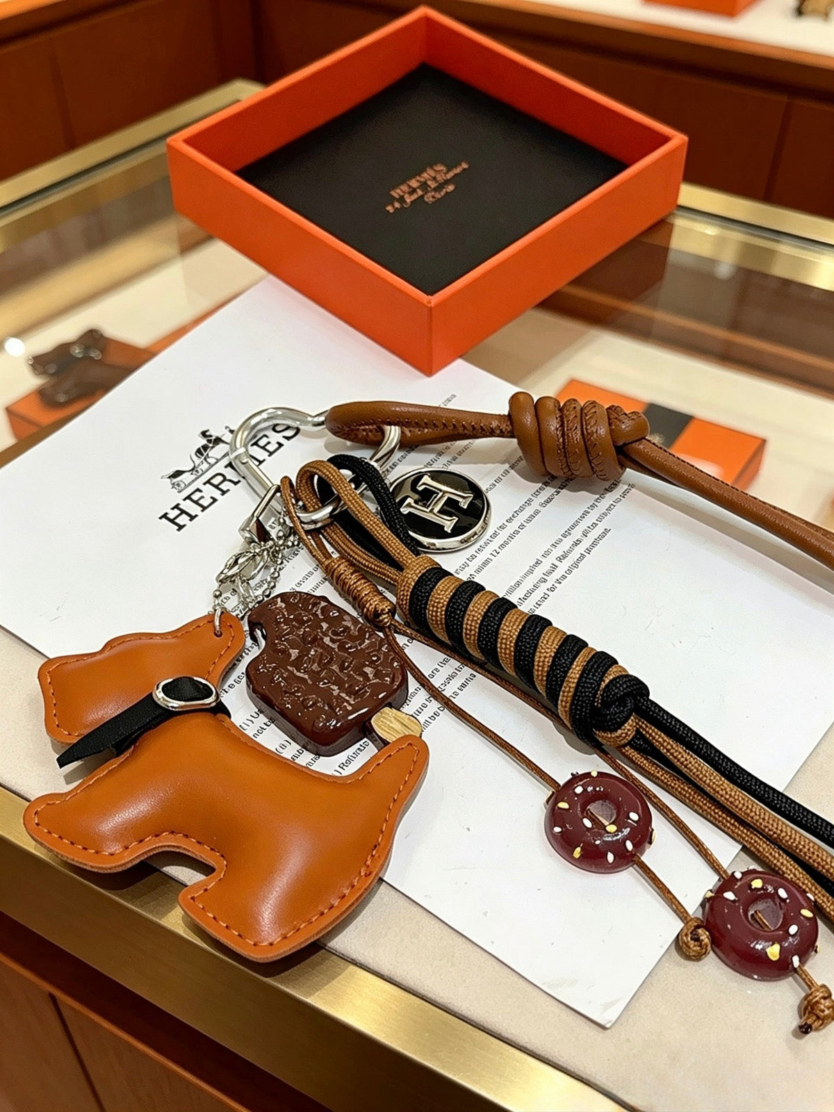 Hermès Unisex Keychain – Style 58 - image 6