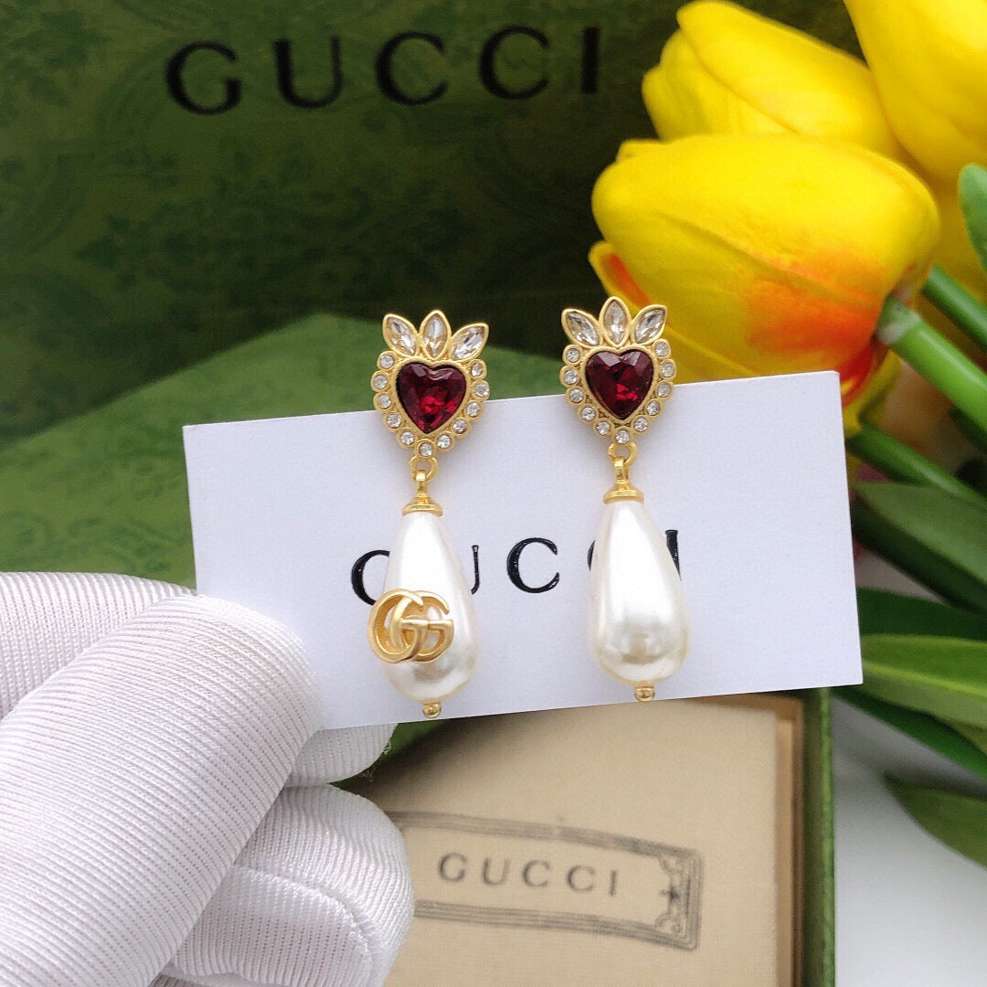 Gucci Pearl Earrings - image 2