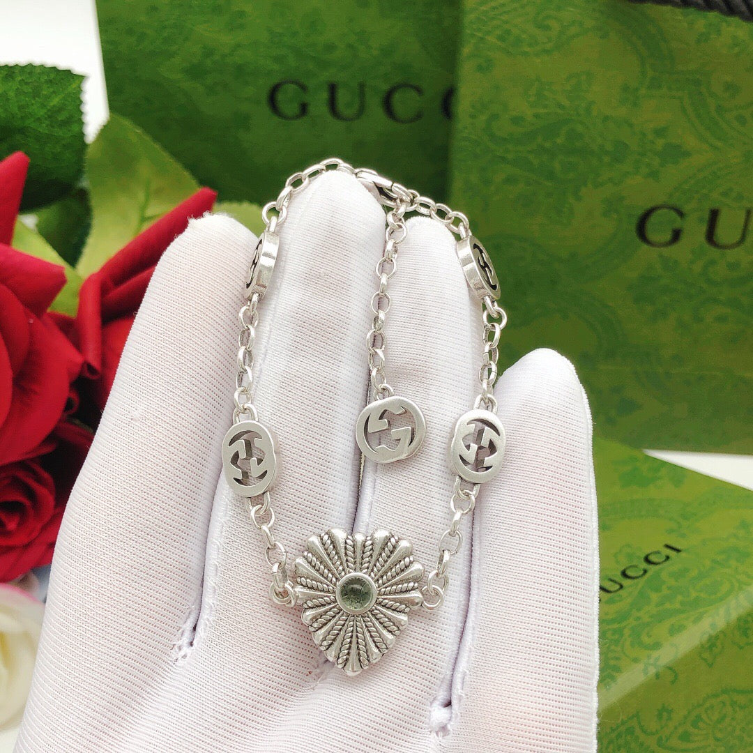 Gucci Heart Bracelet - image 3