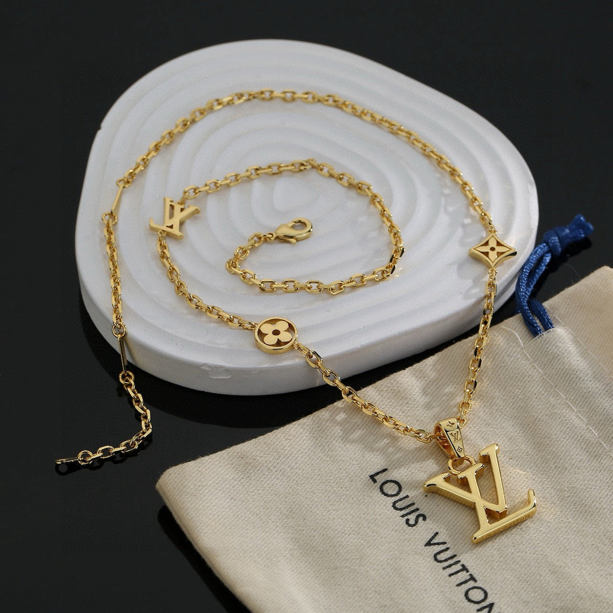 Louis Vuitton Necklace – Style 49 - image 4