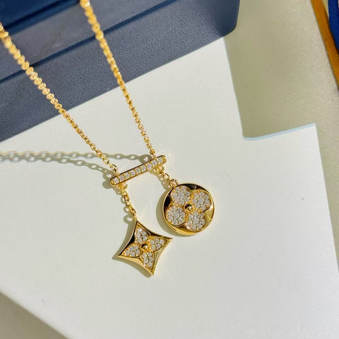 Louis Vuitton Clover Pendant Necklace – Style 02 - image 7