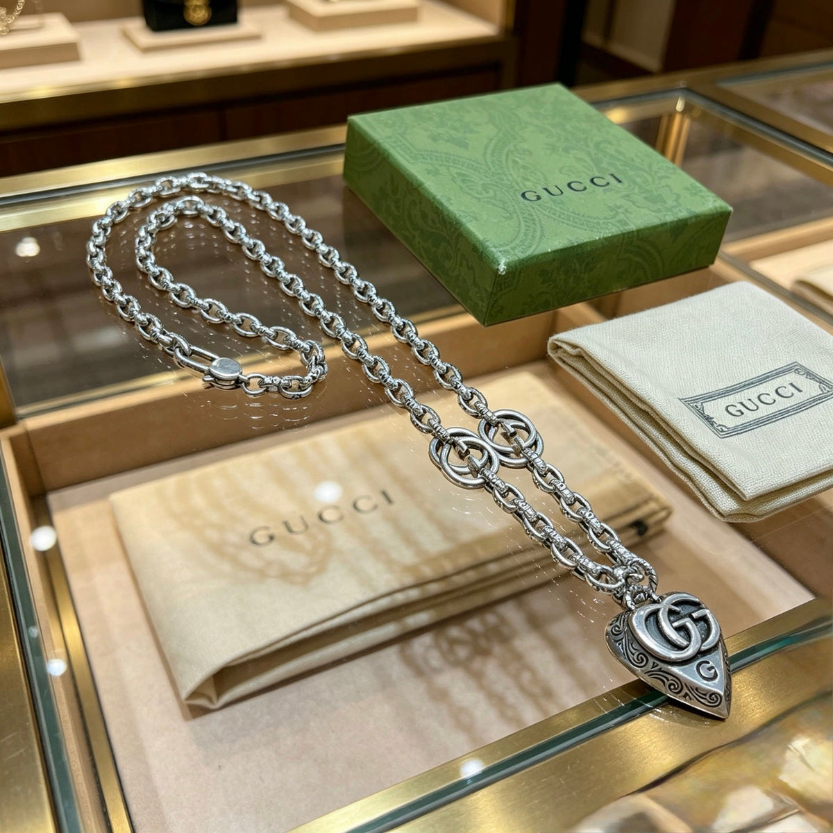 Gucci Anger Forest Chain Distressed Vintage Silver-Tone Necklace – Style 38 - image 5