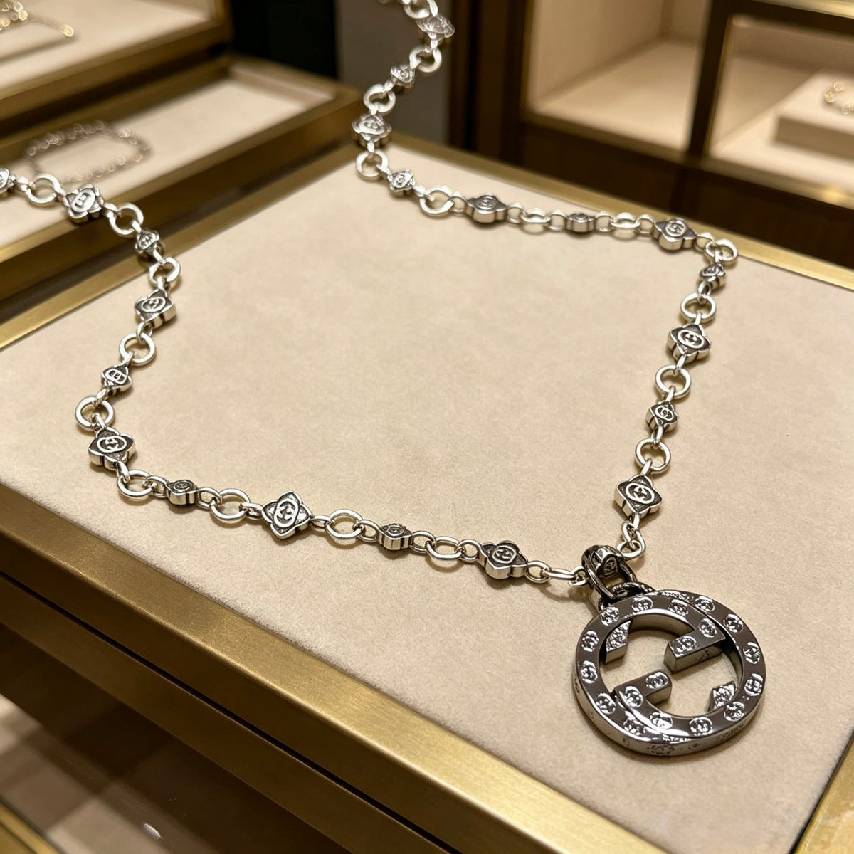 Gucci Anger Forest Chain Distressed Vintage Silver-Tone Necklace – Style 35 - image 8