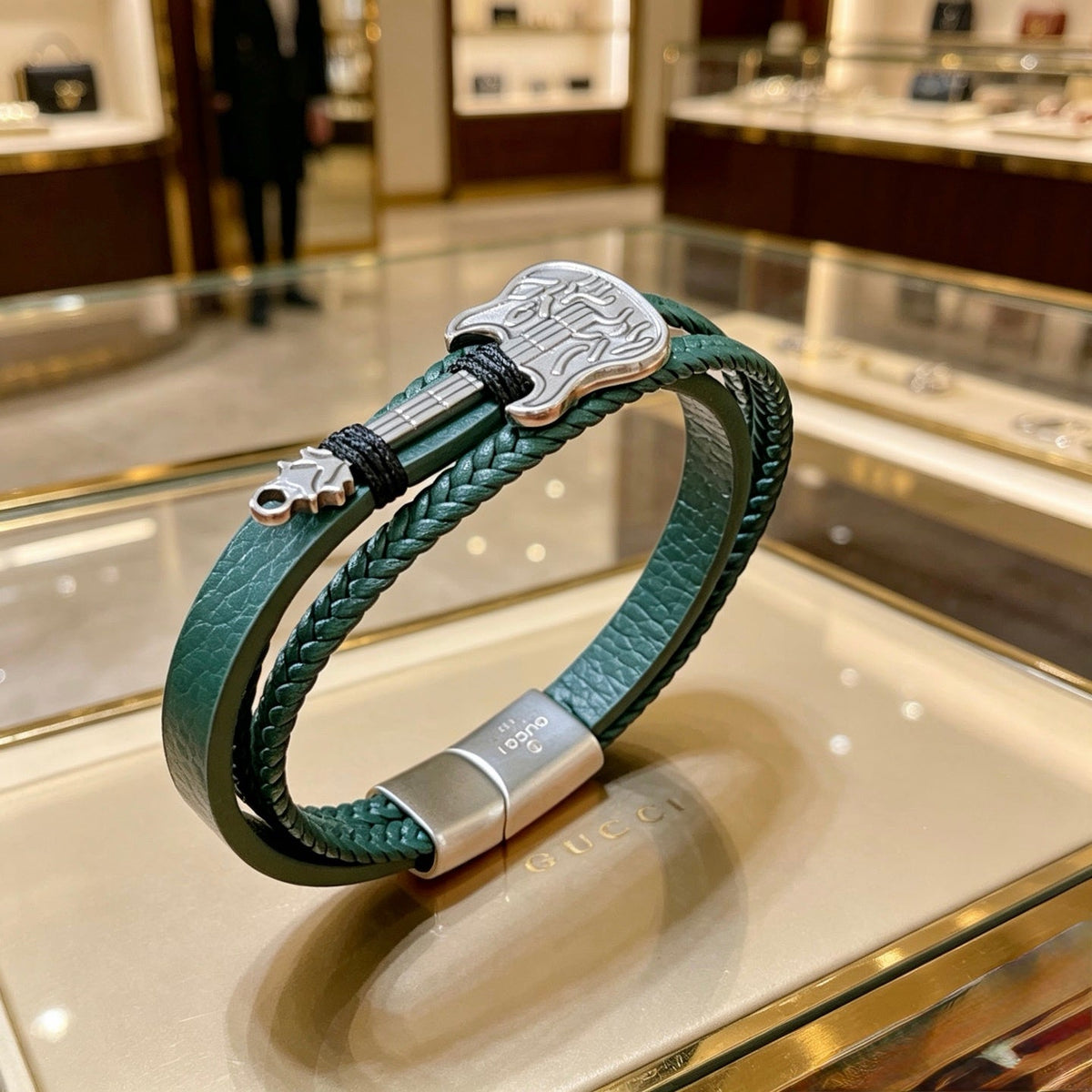 Gucci Anger Forest Distressed Vintage Silver-Tone Vintage-Inspired Bracelet – Style 18 - image 5