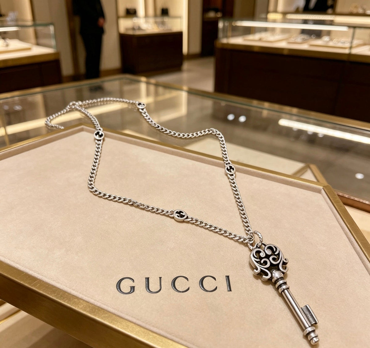 Gucci Anger Forest Chain Distressed Vintage-Inspired Necklace – Style 58 - image 4