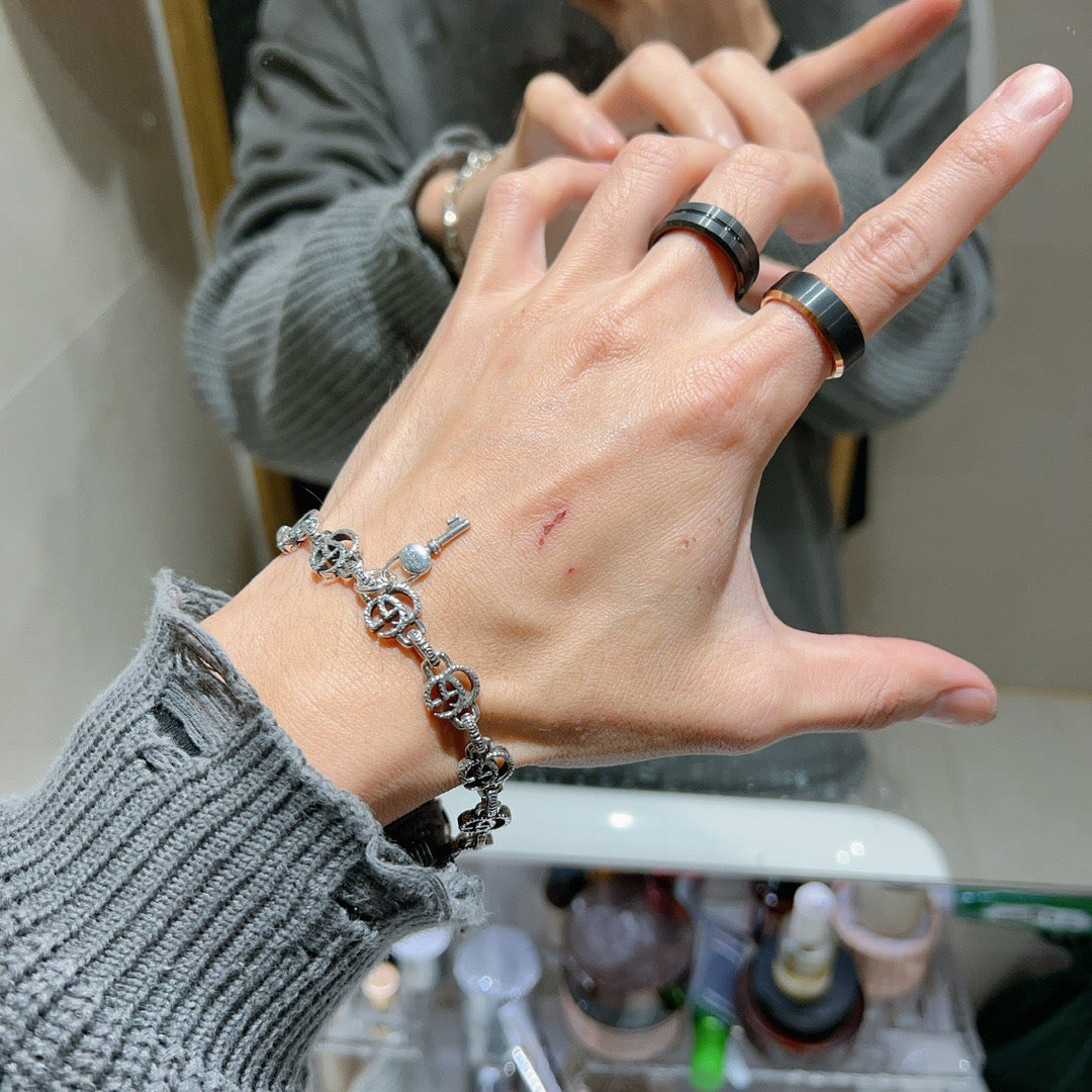 Gucci Unisex Bracelet – Style 84 - image 6