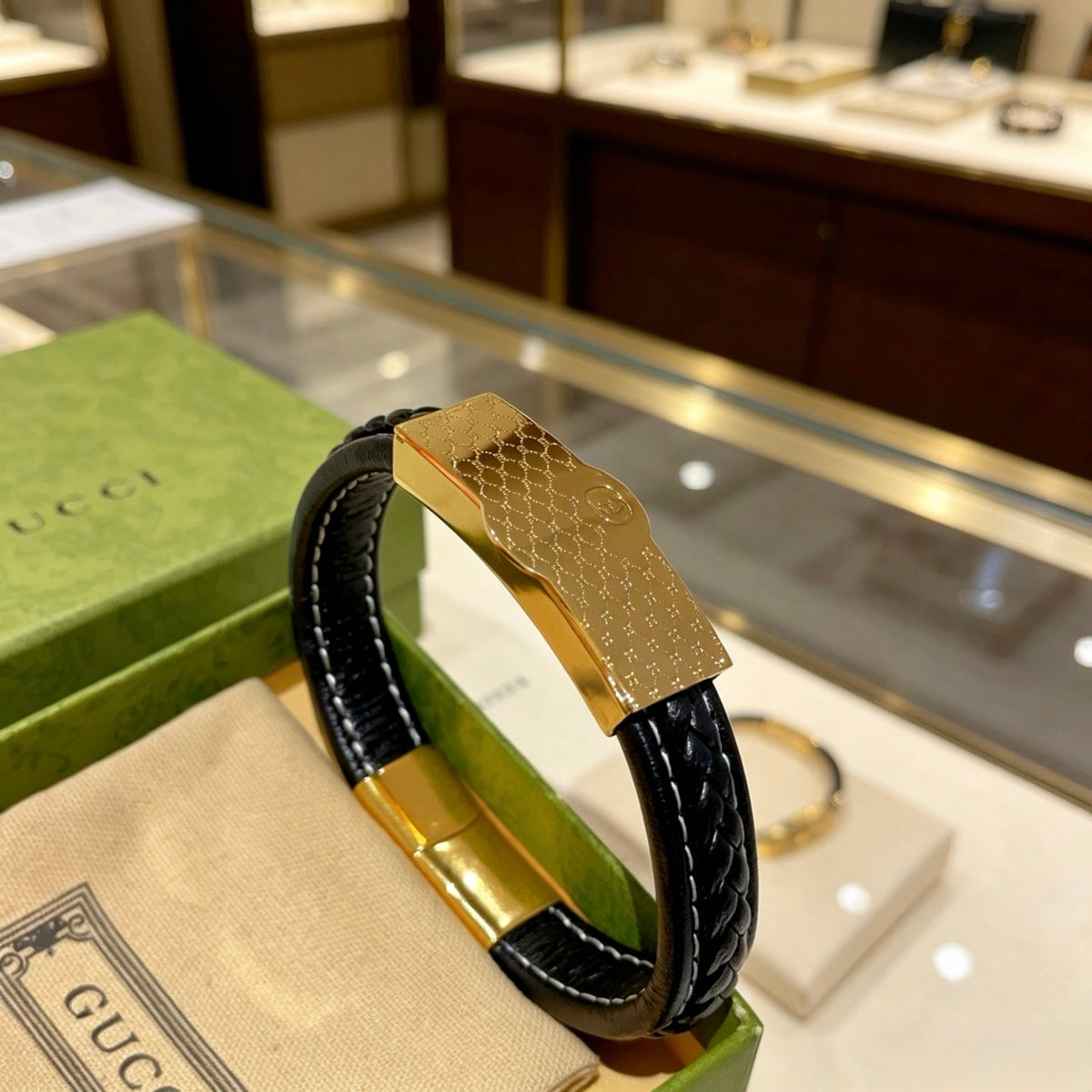 Gucci Anger Forest Distressed Vintage Silver-Tone Vintage-Inspired Bracelet – Style 27 - image 5