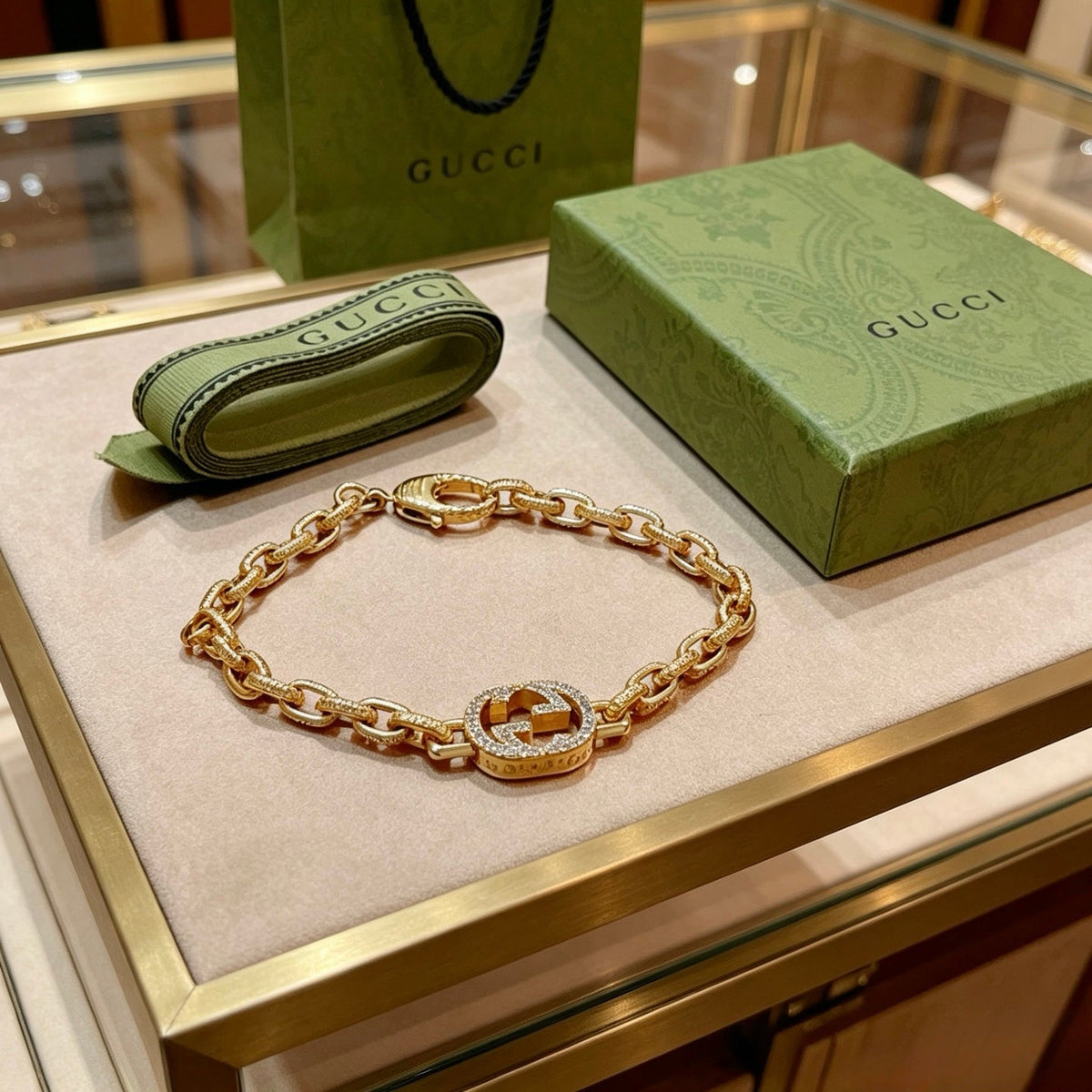 Gucci Unisex Bracelet – Style 97 - image 7